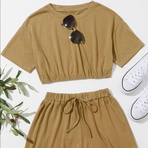 Solid Crop Top & Knot Front Shorts